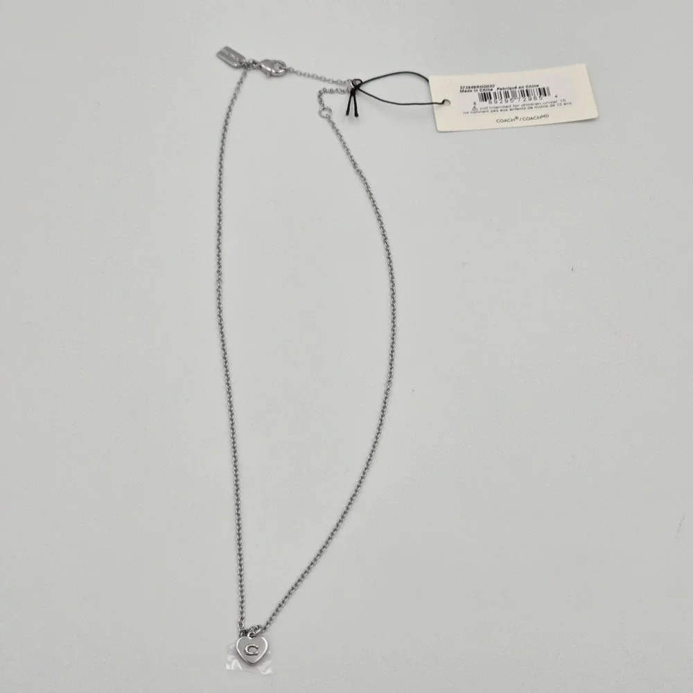 Coach Silver‎ Heart Pendant Necklace Signature 